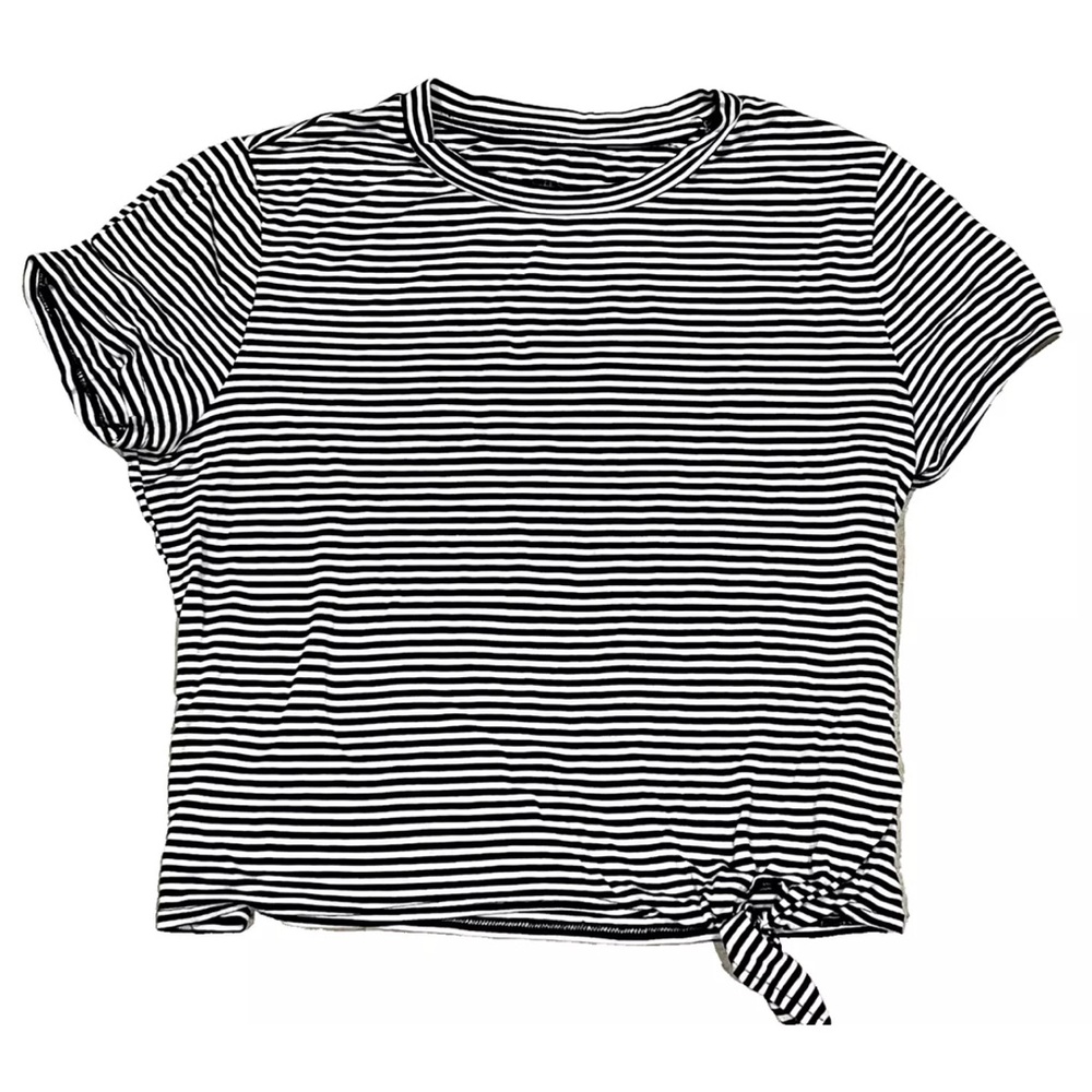 Aeropostale Black &White Striped Short Sleeve Tie Front Shirt Small